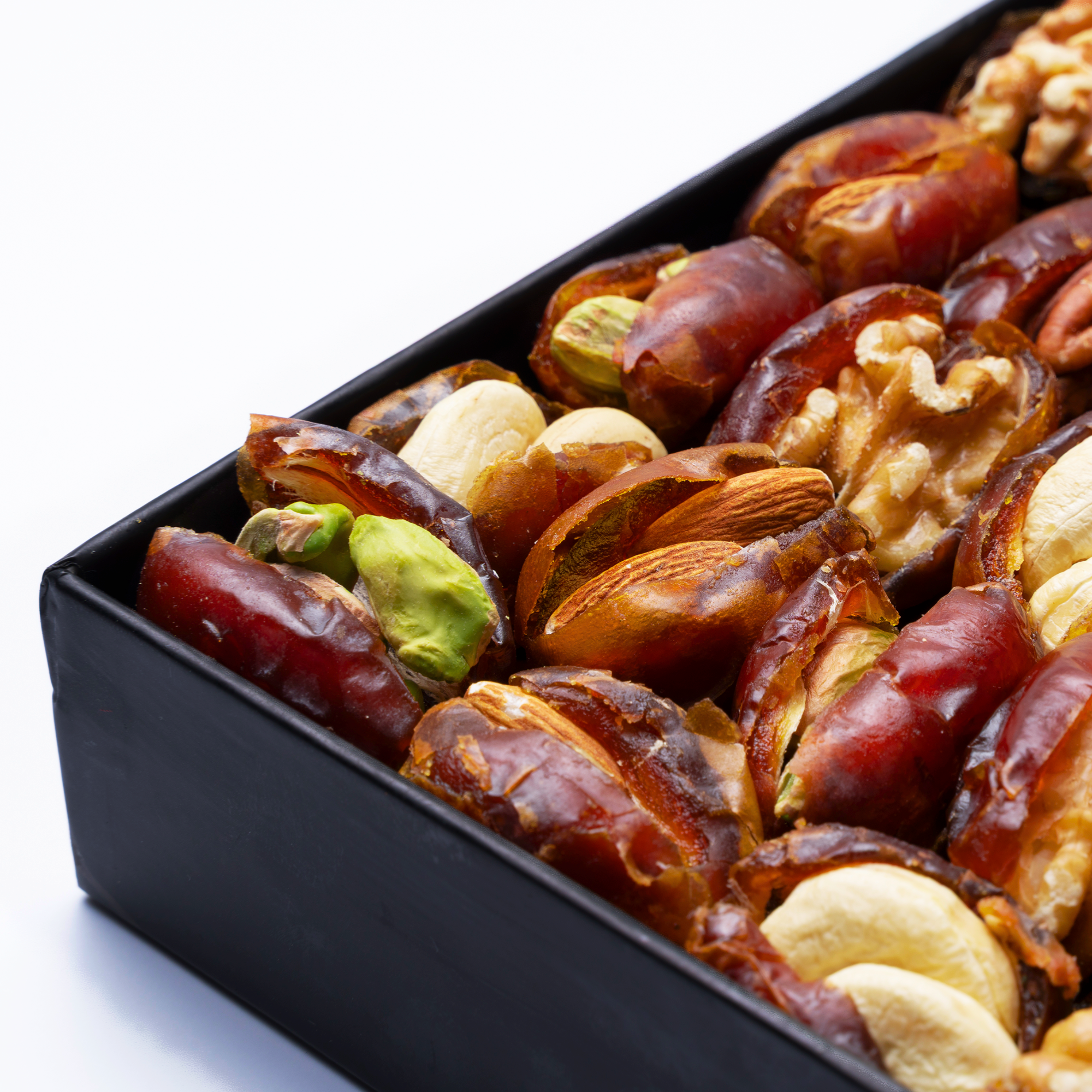 Filled Assorted Premium Kholas Dates – Gift Box