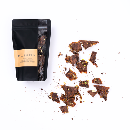 Organic Chocolate Date Bark Pouch / 225g