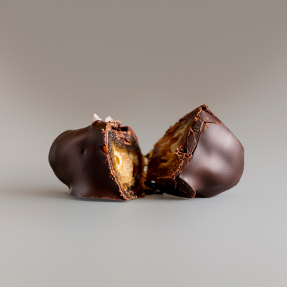 Chocolate Dates Filled With Macadamia – Datilería x Definite
